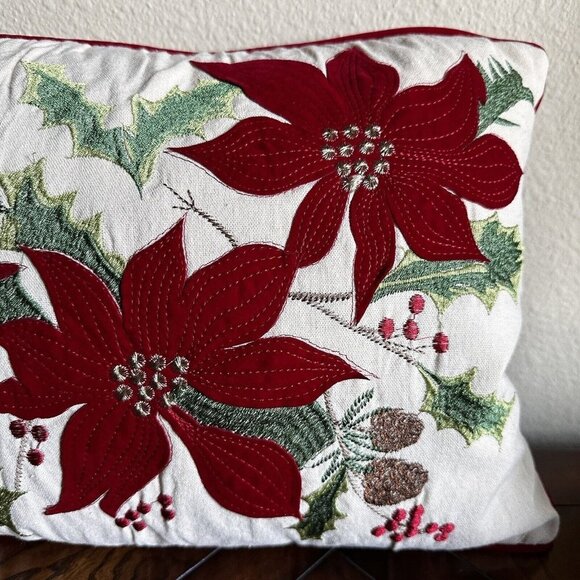 Secret Celebrity Throw Pillow‎ Decor Poinsettia Christmas Down Filled 16" x 12" - Picture 2 of 12